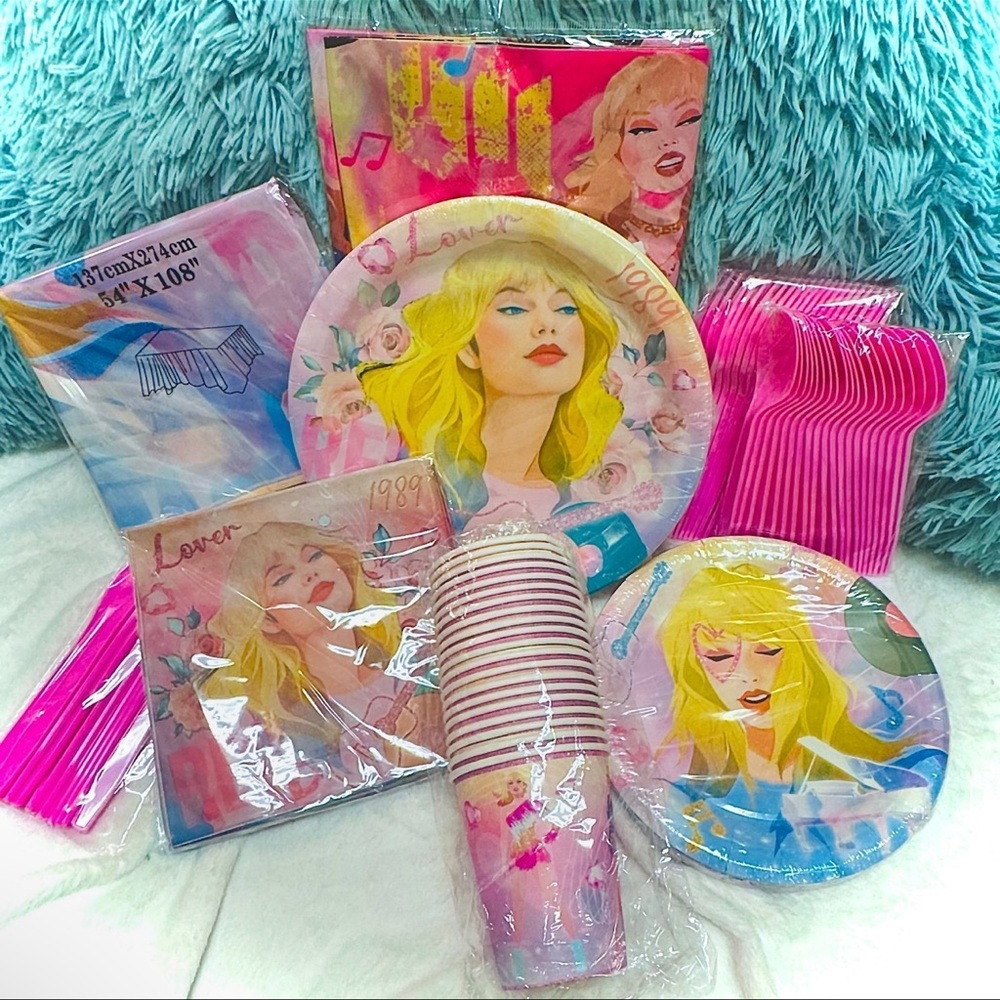Taylor‎ swift themed full package birthday party supplies & goodies!